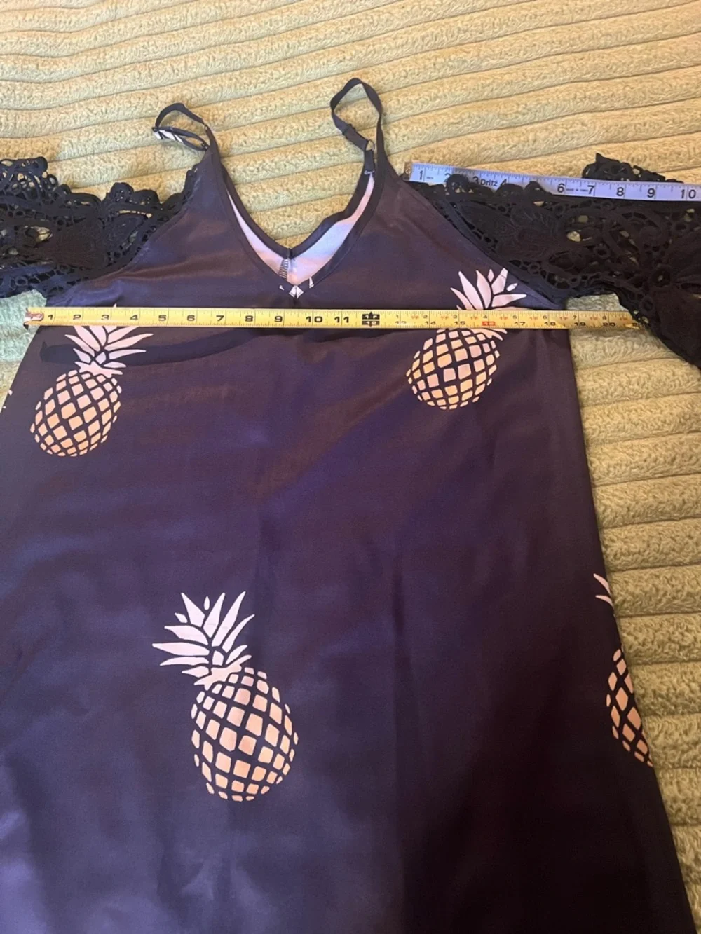 Black Pineapple Print Dress Adjustable Straps Lace Sleeve
Medium Boho - Picture 14 of 15